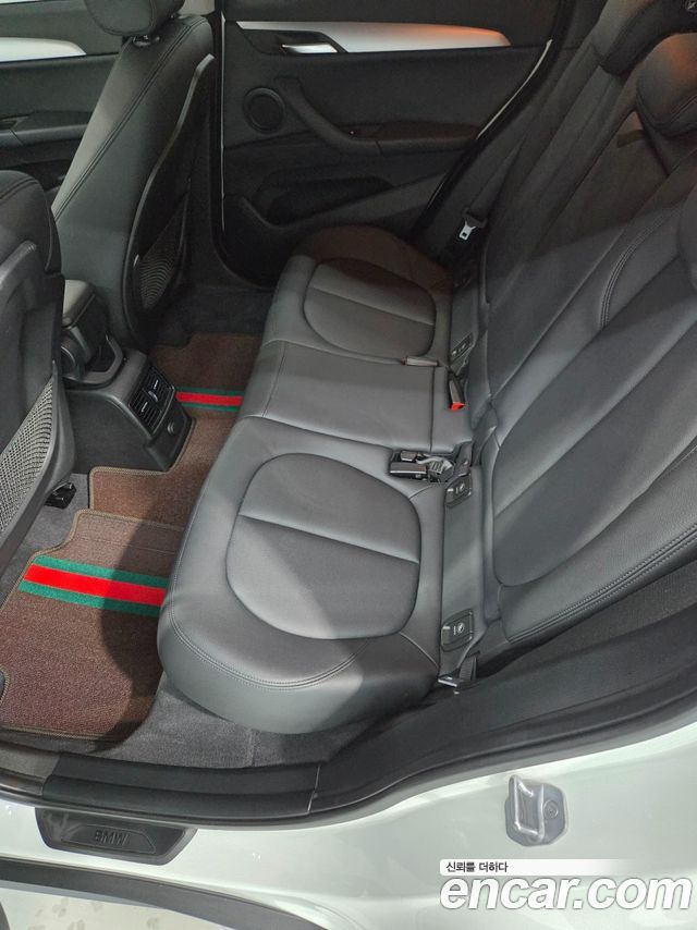 BMW X1 (F48) xDrive 18d 2016 — фото 10