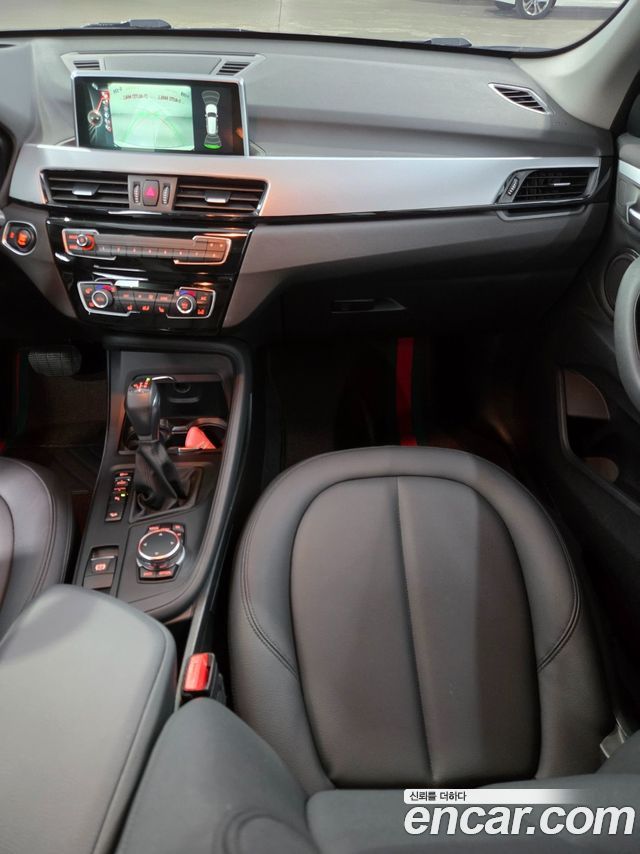 BMW X1 (F48) xDrive 18d 2016 — фото 16