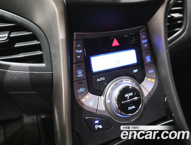 Hyundai Avante (MD) M16 GDI Modern 2013 — фото 19