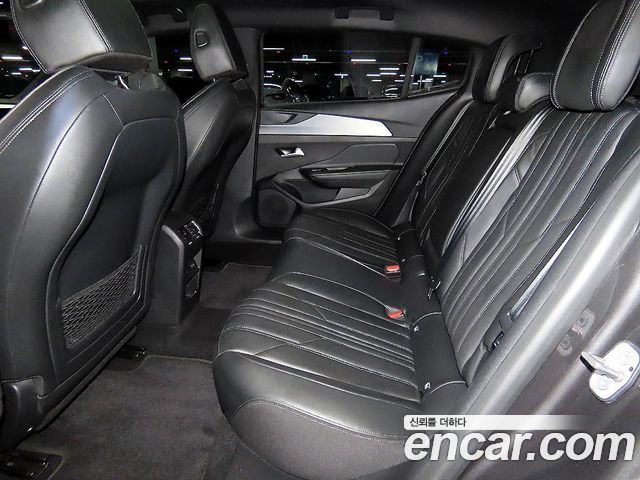 Peugeot 408 1.2 Pure Tech GT 2023 — фото 16