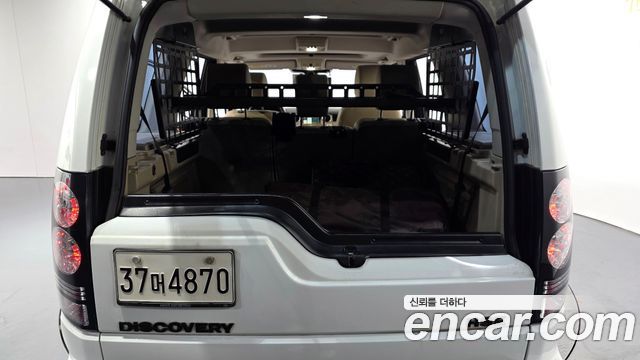 Land Rover Discovery 4 3.0 SDV6 SE 2014 — фото 22