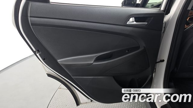 Hyundai Tucson Gasoline 1.6 turbo 2WD Smart 2020 — фото 25