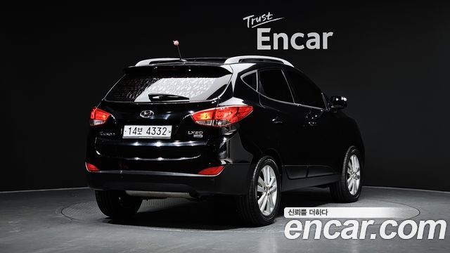 Hyundai Tucson ix Diesel 2WD LX20 Smart-Pack 2013 — фото 2