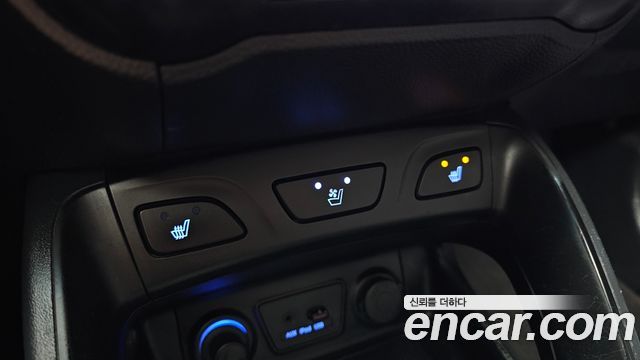 Hyundai Tucson ix Diesel 2WD LX20 Smart-Pack 2013 — фото 20