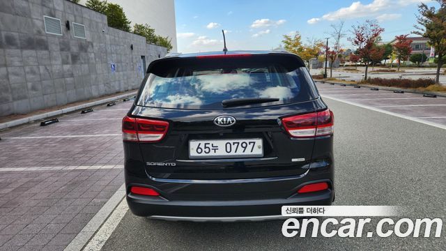 Kia Sorento Diesel 2.0 2WD Noblesse 2016 — фото 4