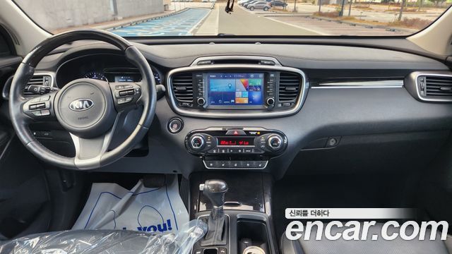 Kia Sorento Diesel 2.0 2WD Noblesse 2016 — фото 8