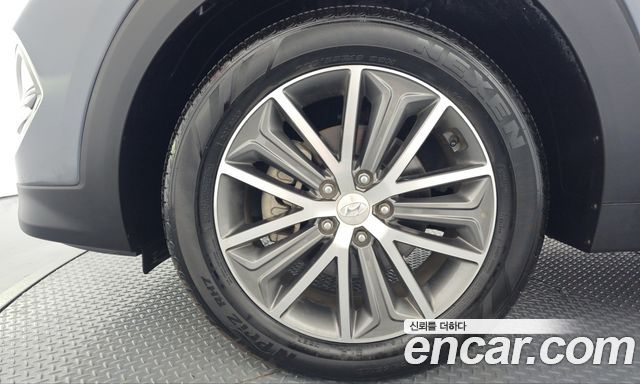 Hyundai Tucson Diesel 2.0 2WD Modern 2017 — фото 5