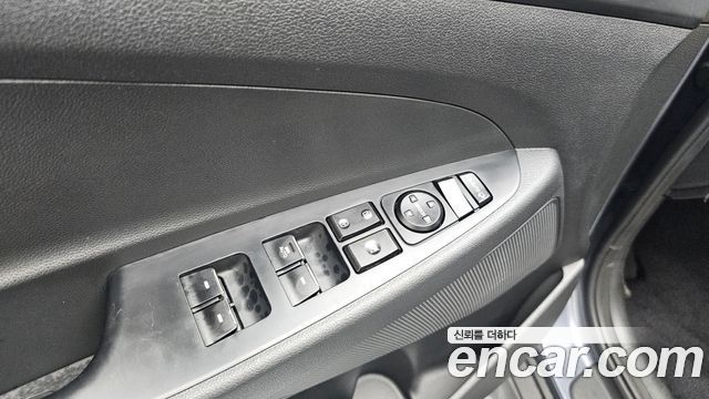 Hyundai Tucson Diesel 2.0 2WD Modern 2017 — фото 29
