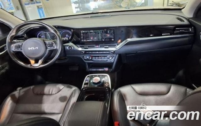 Kia Niro Plus Earth 2023 — фото 2