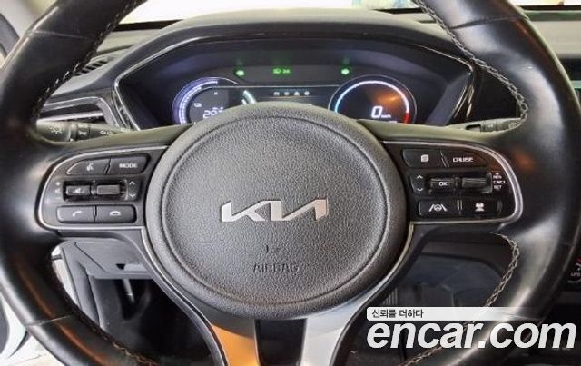 Kia Niro Plus Earth 2023 — фото 3