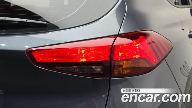 Hyundai Tucson Gasoline 1.6 turbo 2WD Premium 2019 — фото 29