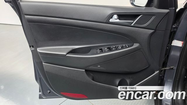 Hyundai Tucson Gasoline 1.6 turbo 2WD Premium 2019 — фото 30