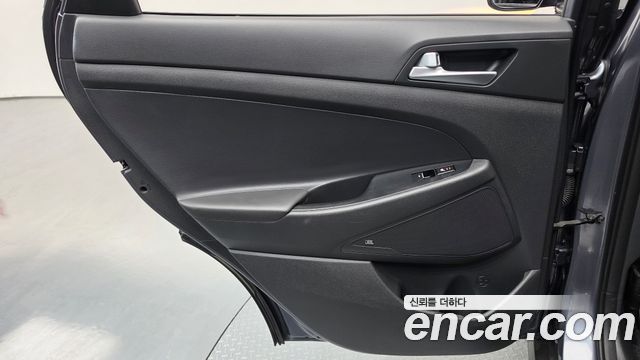 Hyundai Tucson Gasoline 1.6 turbo 2WD Premium 2019 — фото 31