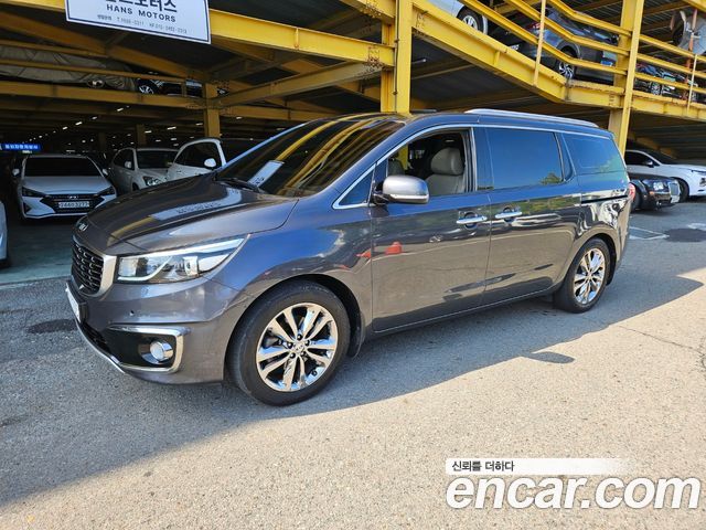 Kia Carnival 9-seater Prestige