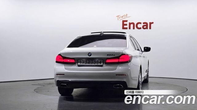 BMW 5 Series (G30) 530e Luxury 2021 — фото 4