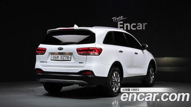 Kia Sorento Diesel 2.0 2WD Noblesse Special 2017 — фото 2