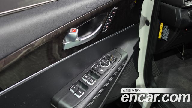 Kia Sorento Diesel 2.0 2WD Noblesse Special 2017 — фото 33