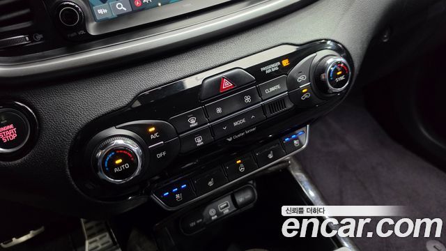Kia Sorento Diesel 2.0 2WD Noblesse Special 2017 — фото 34