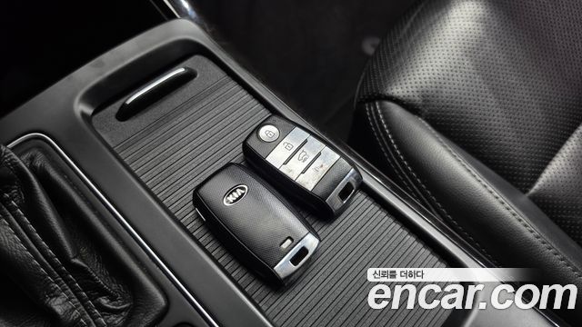 Kia Sorento Diesel 2.0 2WD Noblesse Special 2017 — фото 36