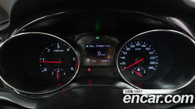 Kia Carnival 9-Seater Prstige 2019 — фото 8