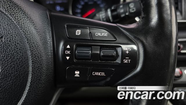 Kia Carnival 9-Seater Prstige 2019 — фото 18