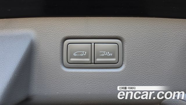 Hyundai Staria 4WD Lounge 9-Seater Inspiration 2022 — фото 34