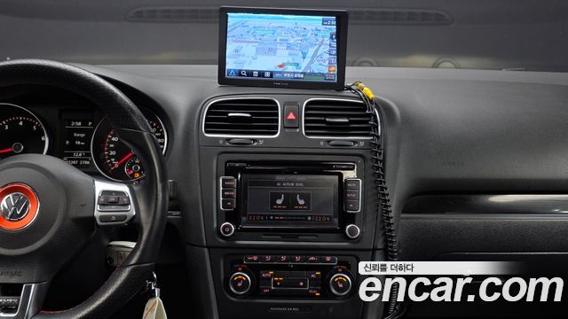 Volkswagen Golf (VI) 2.0 GTI 5Door 2011 — фото 18