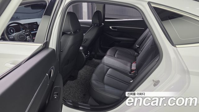 Hyundai Sonata The Edge (DN8) 2.0 LPG(Rent) Business 2 2024 — фото 11