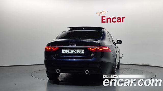 Jaguar XF (X260) 3.0 S AWD 2017 — фото 4