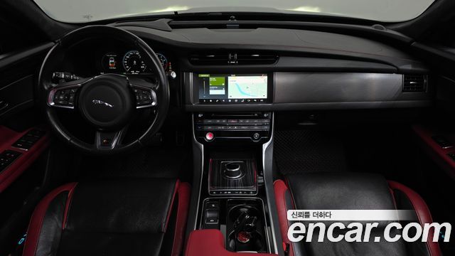 Jaguar XF (X260) 3.0 S AWD 2017 — фото 7
