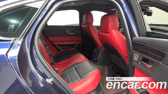 Jaguar XF (X260) 3.0 S AWD 2017 — фото 12
