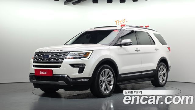 Ford Explorer 2.3 Limited 4WD 5th