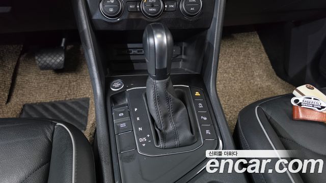 Volkswagen Tiguan (II) 2.0 TDI Prestige 2020 — фото 9