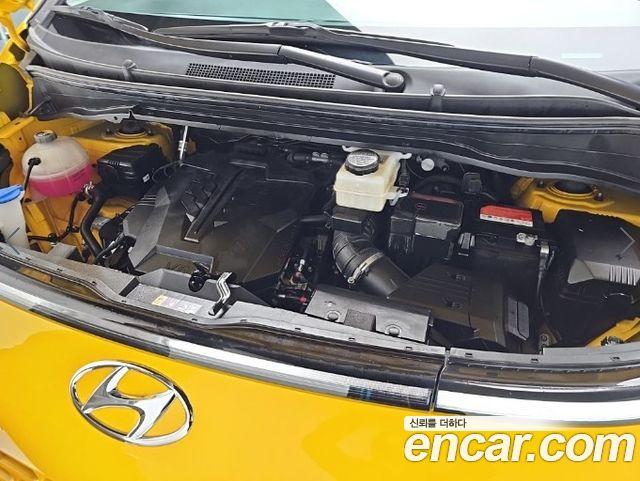 Hyundai Staria L3.5  Kinder Safety Car 11-Seater 2024 — фото 5