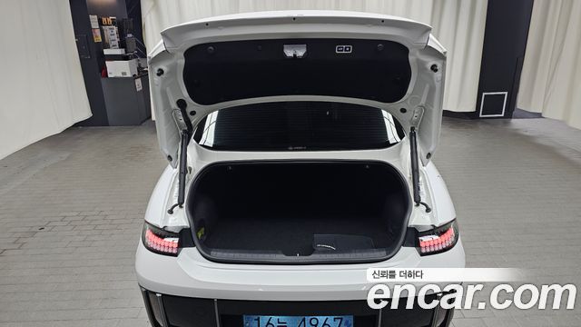 Hyundai Ioniq 6 Standard E-Value+ 2025 — фото 17
