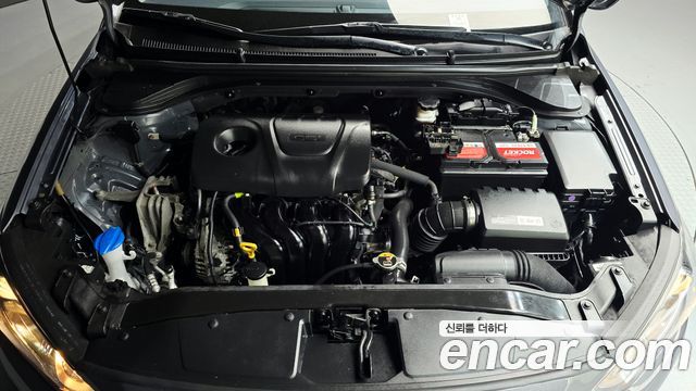 Hyundai Avante (AD) 1.6 GDI Value Plus 2018 — фото 6