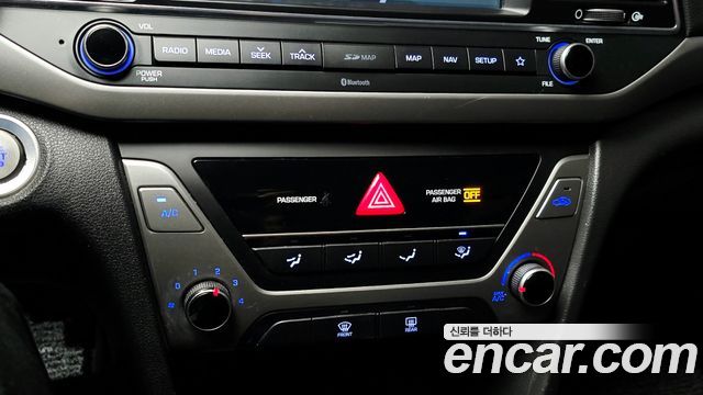 Hyundai Avante (AD) 1.6 GDI Value Plus 2018 — фото 18