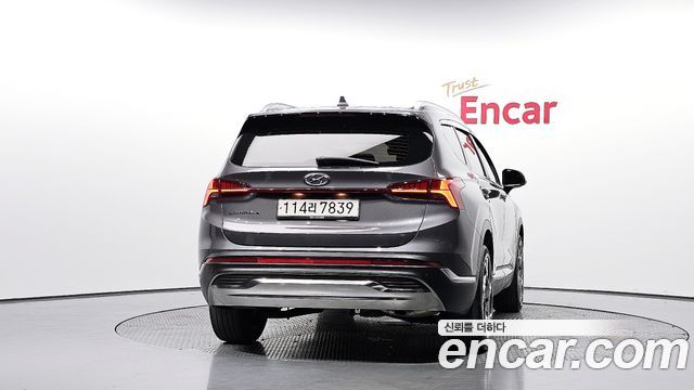 Hyundai Santa Fe Diesel 2.2 2WD Prestige 2021 — фото 4