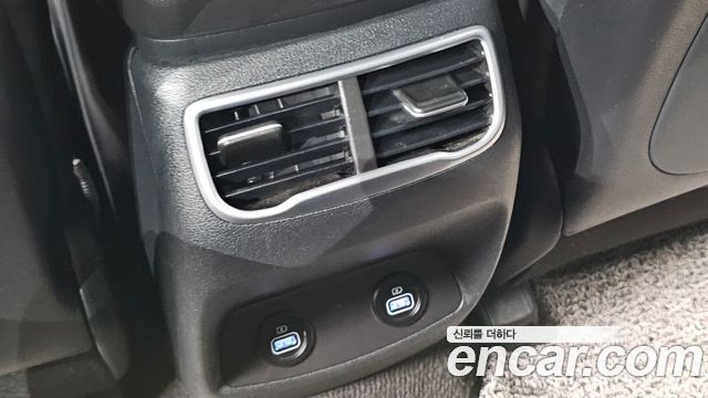 Hyundai Santa Fe Diesel 2.2 2WD Prestige 2021 — фото 32