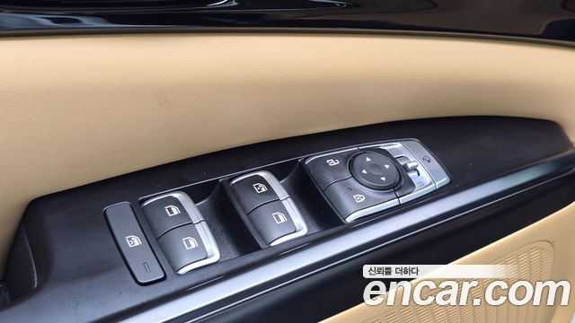 Kia Carnival (IV) Gasoline 9-Seater Prestige 2023 — фото 20
