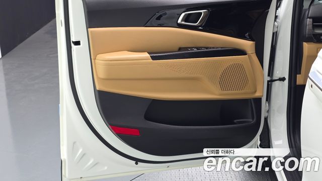 Kia Carnival (IV) Gasoline 9-Seater Prestige 2023 — фото 25