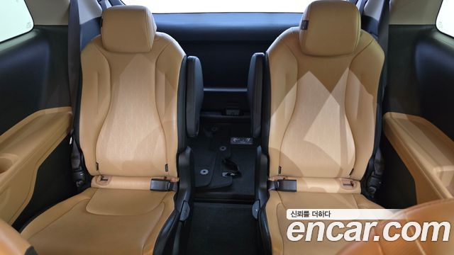Kia Carnival (IV) Gasoline 9-Seater Prestige 2023 — фото 30