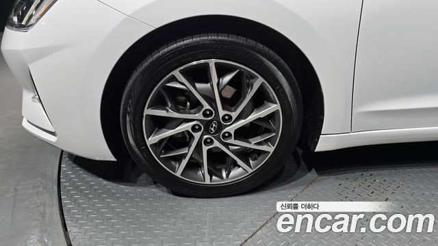 Hyundai Avante (AD) 1.6 Smart Choice 2020 — фото 5