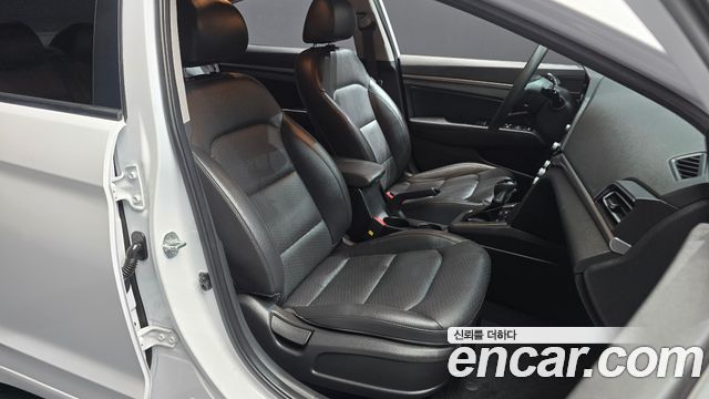 Hyundai Avante (AD) 1.6 Smart Choice 2020 — фото 12
