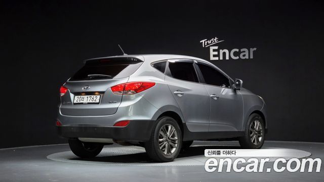 Hyundai Tucson ix Diesel(e-VGT) 2WD Smart special 2014 — фото 2