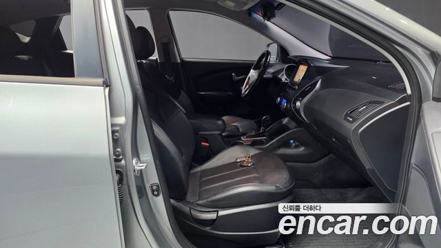 Hyundai Tucson ix Diesel(e-VGT) 2WD Smart special 2014 — фото 11