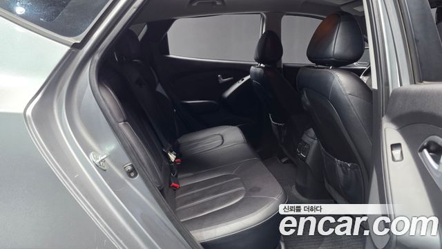 Hyundai Tucson ix Diesel(e-VGT) 2WD Smart special 2014 — фото 12
