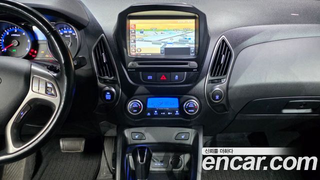 Hyundai Tucson ix Diesel(e-VGT) 2WD Smart special 2014 — фото 14