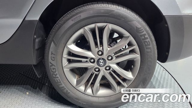 Hyundai Tucson ix Diesel(e-VGT) 2WD Smart special 2014 — фото 21