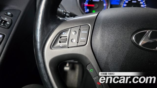 Hyundai Tucson ix Diesel(e-VGT) 2WD Smart special 2014 — фото 28